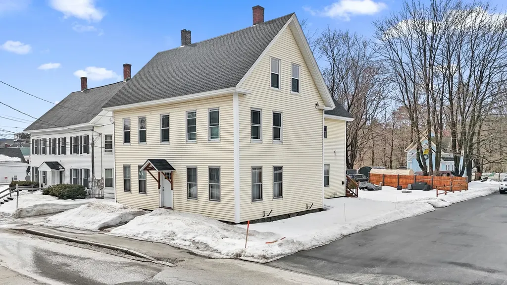 28 Church Street Hillsborough NH 03244