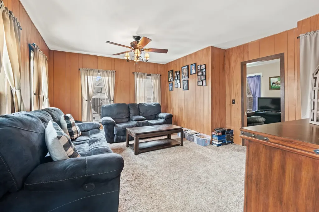 28 Church Street Hillsborough NH 03244