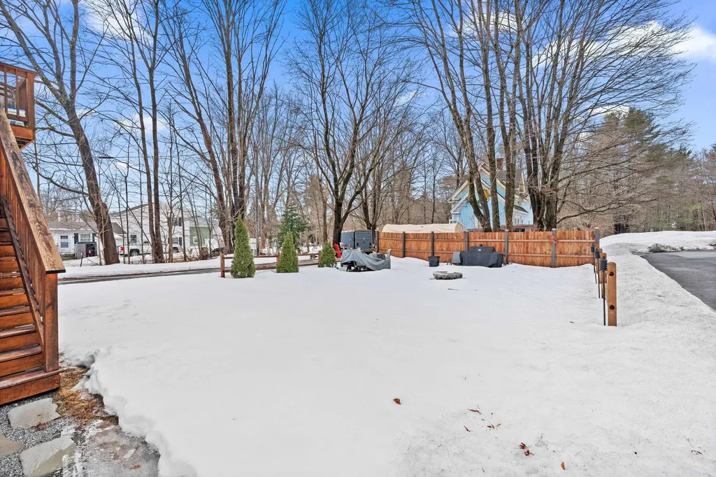 28 Church Street Hillsborough NH 03244