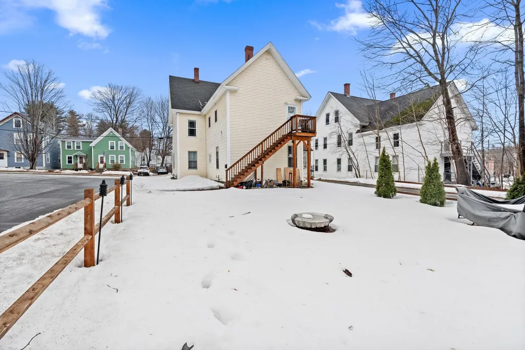 28 Church Street Hillsborough NH 03244