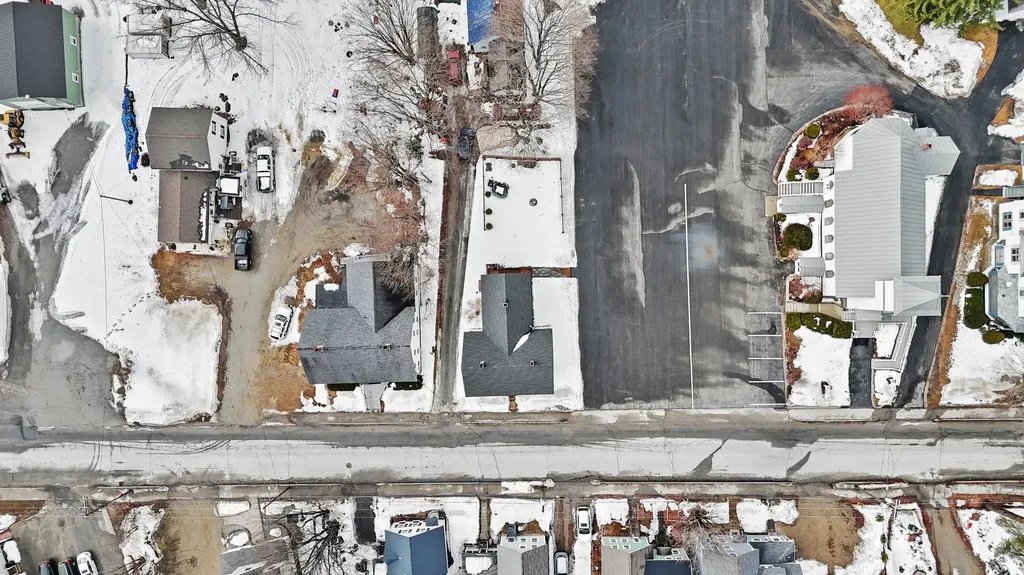 28 Church Street Hillsborough NH 03244