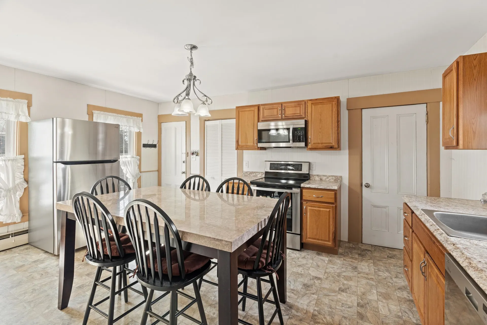 28 Church Street Hillsborough NH 03244