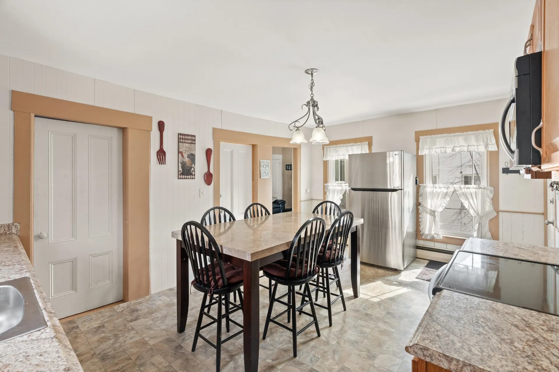 28 Church Street Hillsborough NH 03244