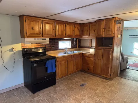 503 Bradford Road Newport NH 03773