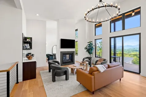 162 Pond Road Campton NH 03223