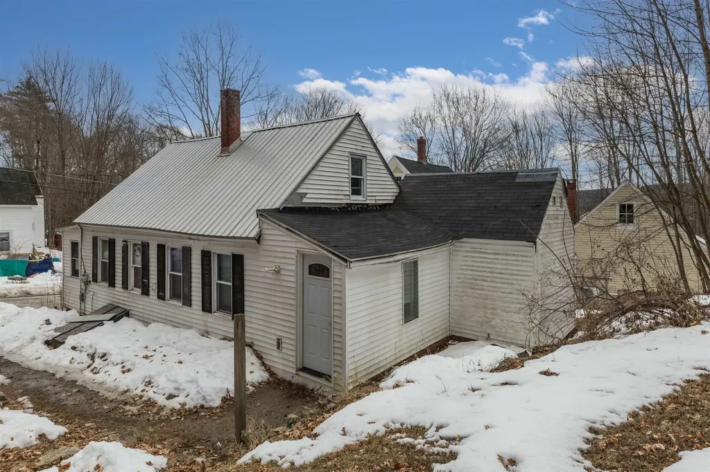 70 Bunker Street Farmington NH 03835