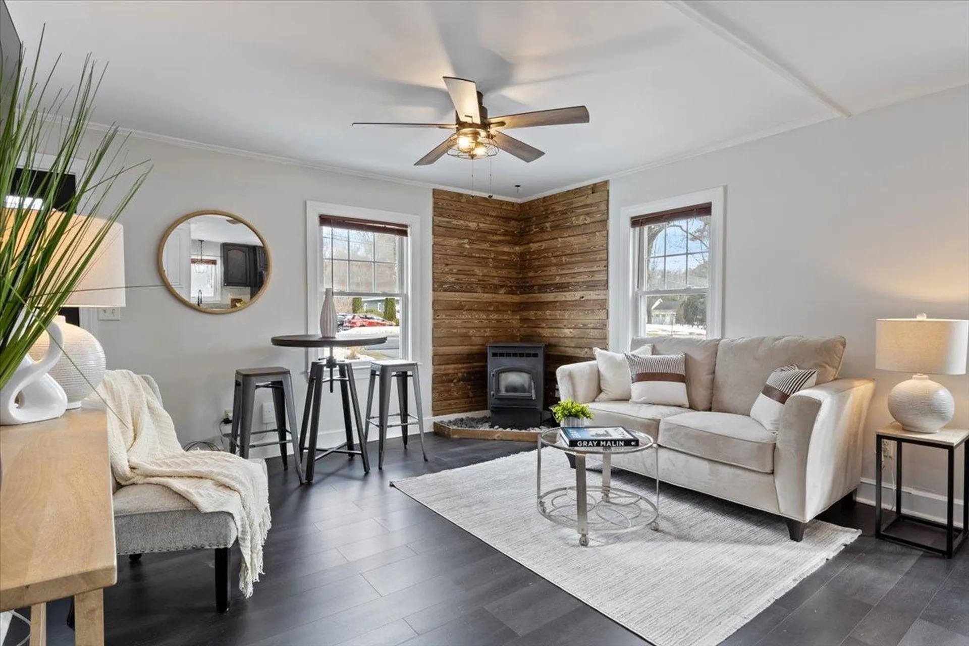 137 Huse Road Manchester NH 03103