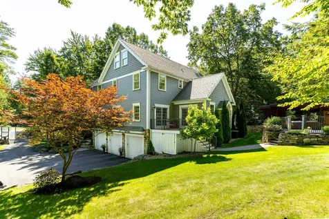 3 Moore Lane Exeter NH 03833