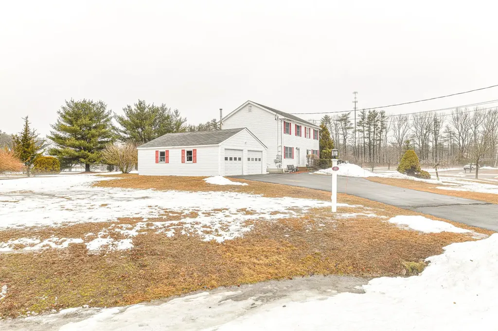 49 Maple Drive Greenland NH 03840