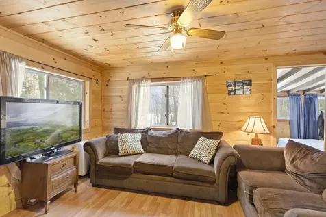 17 Cheryl Lane Northwood NH 03261
