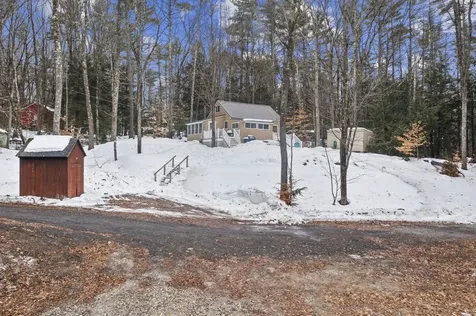 17 Cheryl Lane Northwood NH 03261