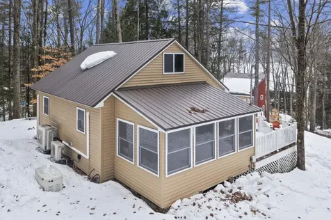 17 Cheryl Lane Northwood NH 03261