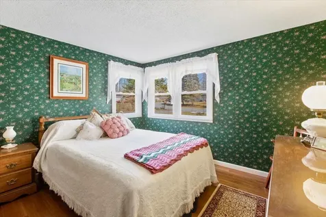 17 Tel Road Bennington VT 05201