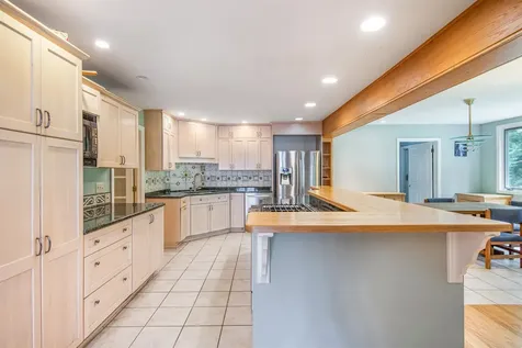 11 Harbor Ridge Road South Burlington VT 05403