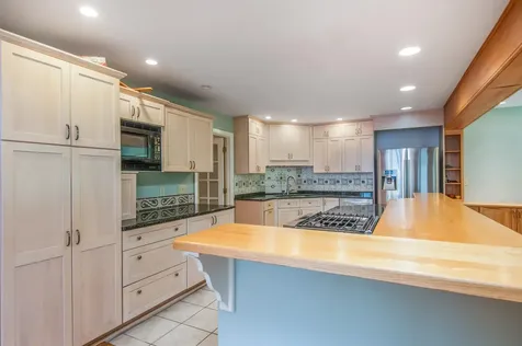11 Harbor Ridge Road South Burlington VT 05403