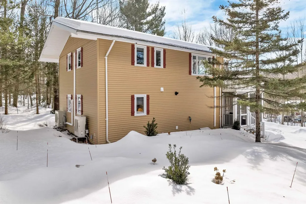 11 Avocado Lane Gilford NH 03249