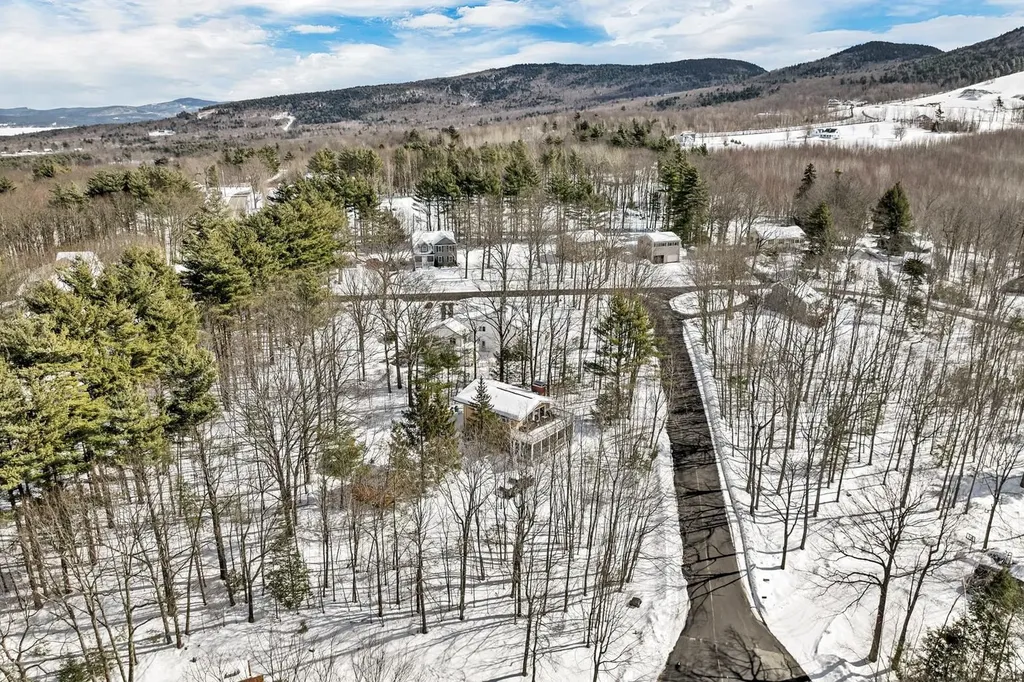 11 Avocado Lane Gilford NH 03249