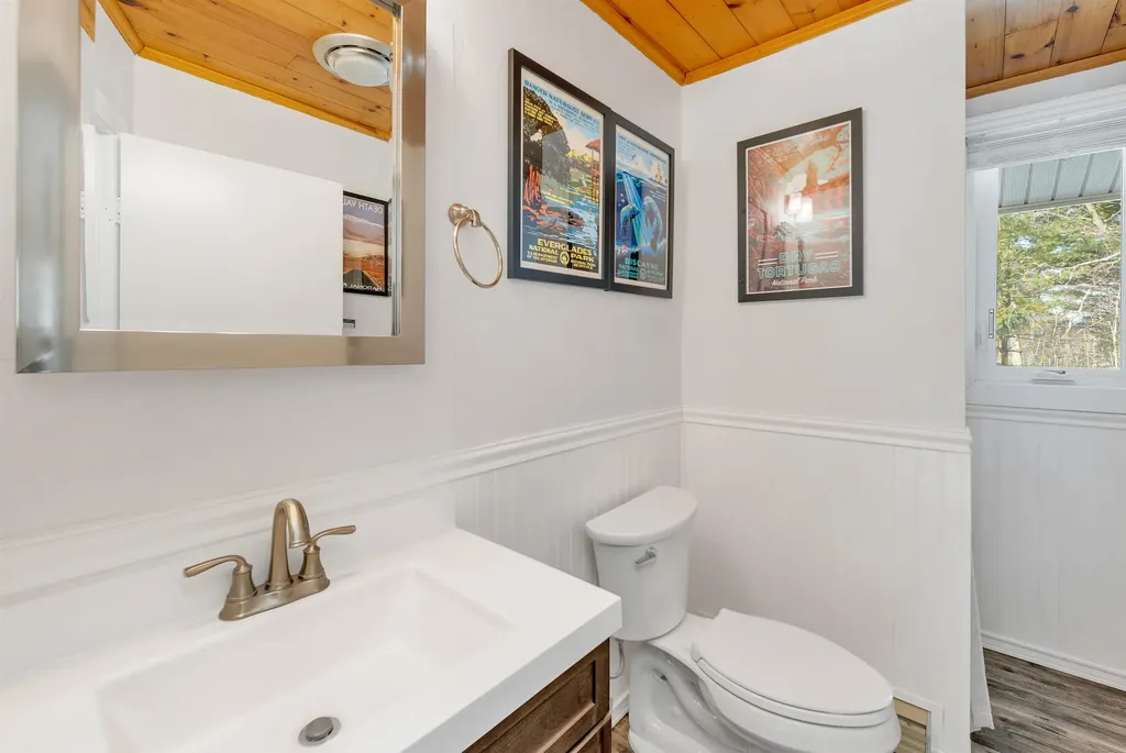 11 Avocado Lane Gilford NH 03249