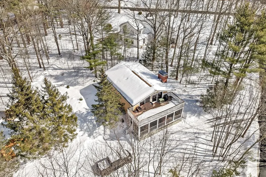 11 Avocado Lane Gilford NH 03249