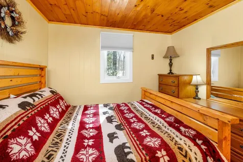 11 Avocado Lane Gilford NH 03249