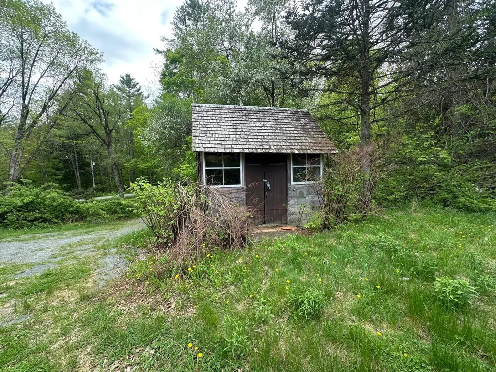 197 Garey Road Thetford VT 05075