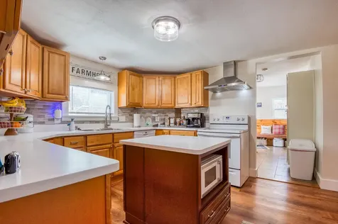 91 Maple Street Bethlehem NH 03574