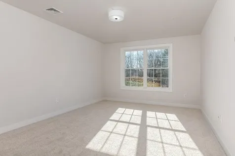 25b Birch Hill Lane Somersworth NH 03878