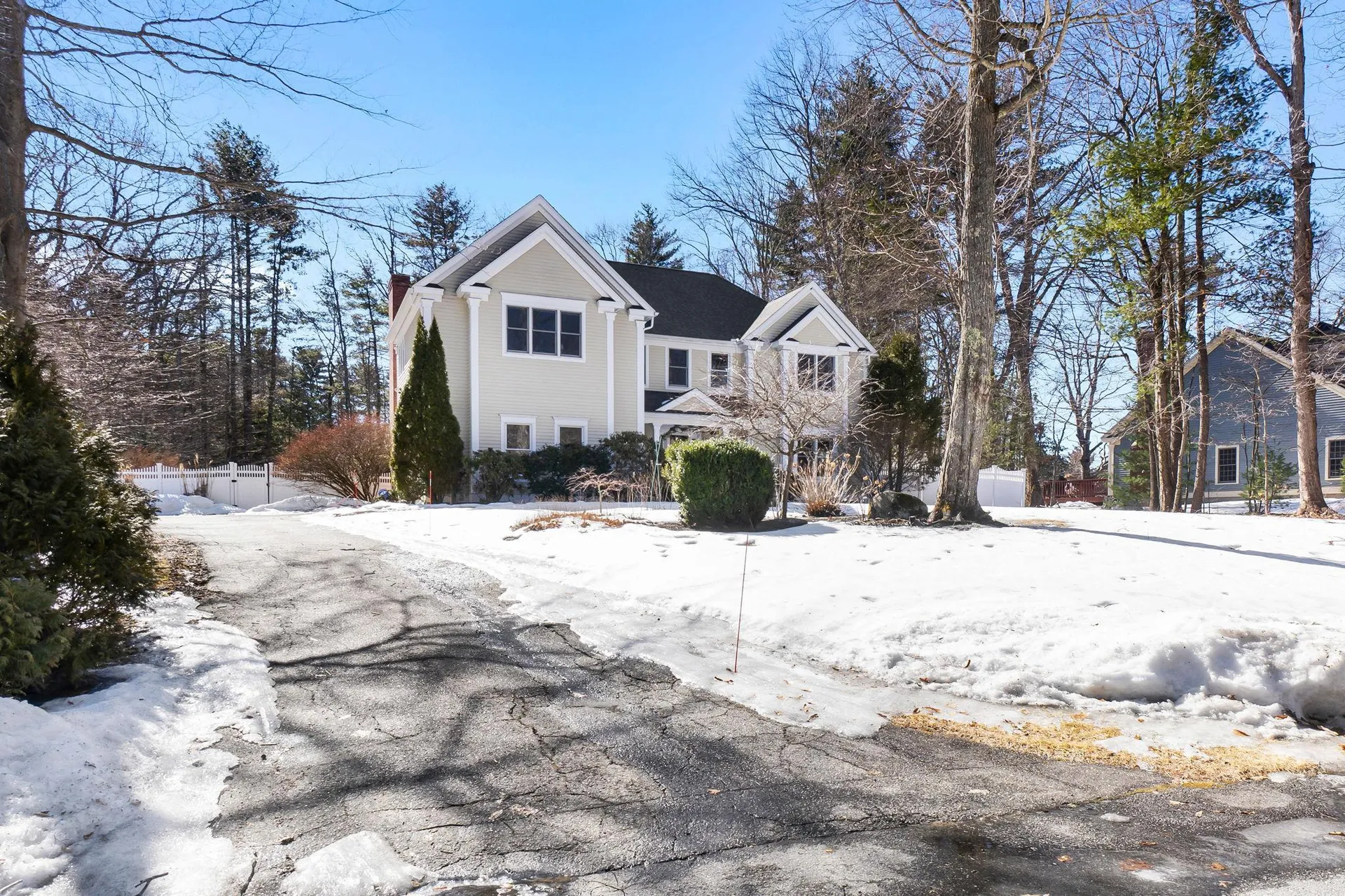6 Amberwood Drive Exeter NH 03833