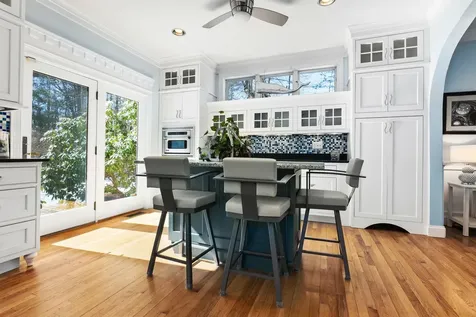 6 Amberwood Drive Exeter NH 03833