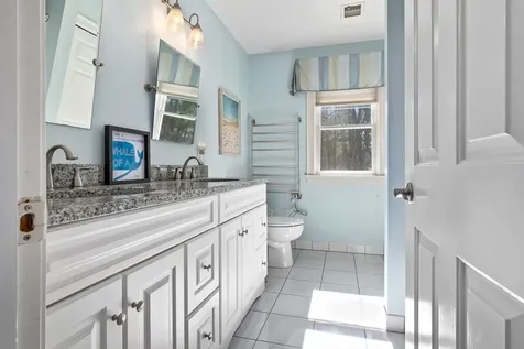6 Amberwood Drive Exeter NH 03833