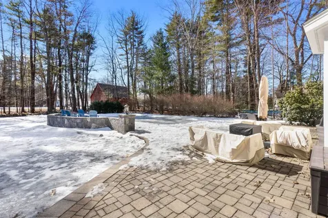 6 Amberwood Drive Exeter NH 03833