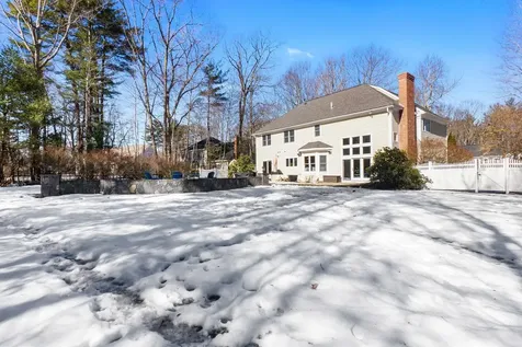 6 Amberwood Drive Exeter NH 03833