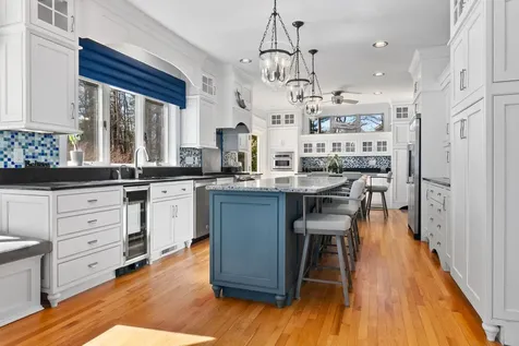 6 Amberwood Drive Exeter NH 03833