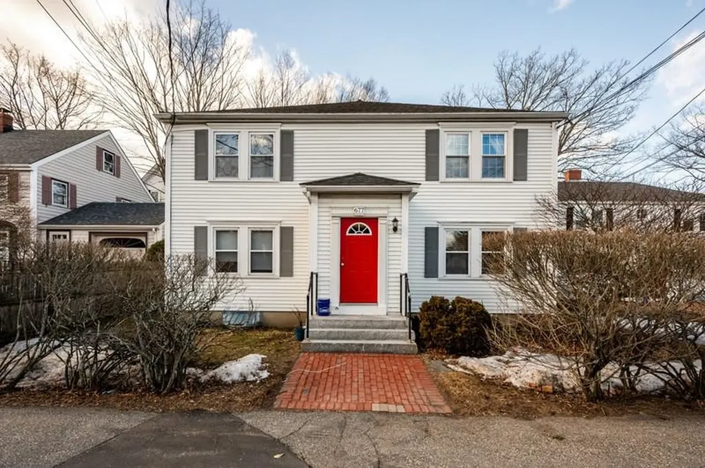 677 South Street Portsmouth NH 03801
