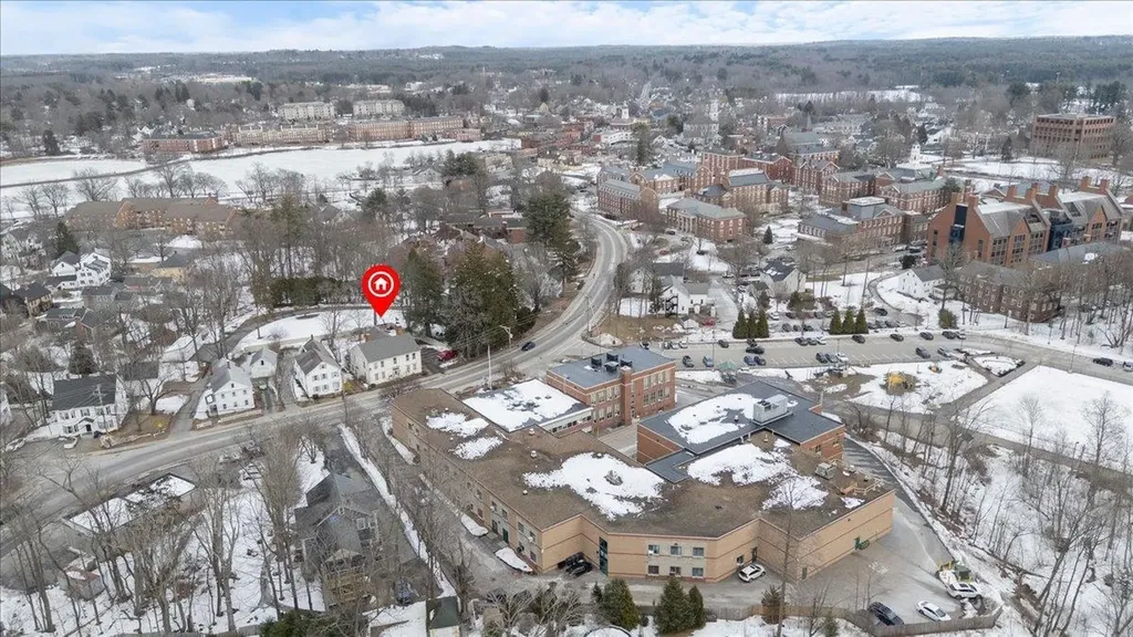 41 Main Street Exeter NH 03833