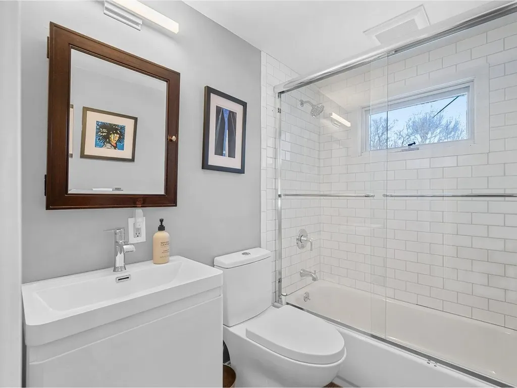 1503 Vermont Route 64 Northfield VT 05663