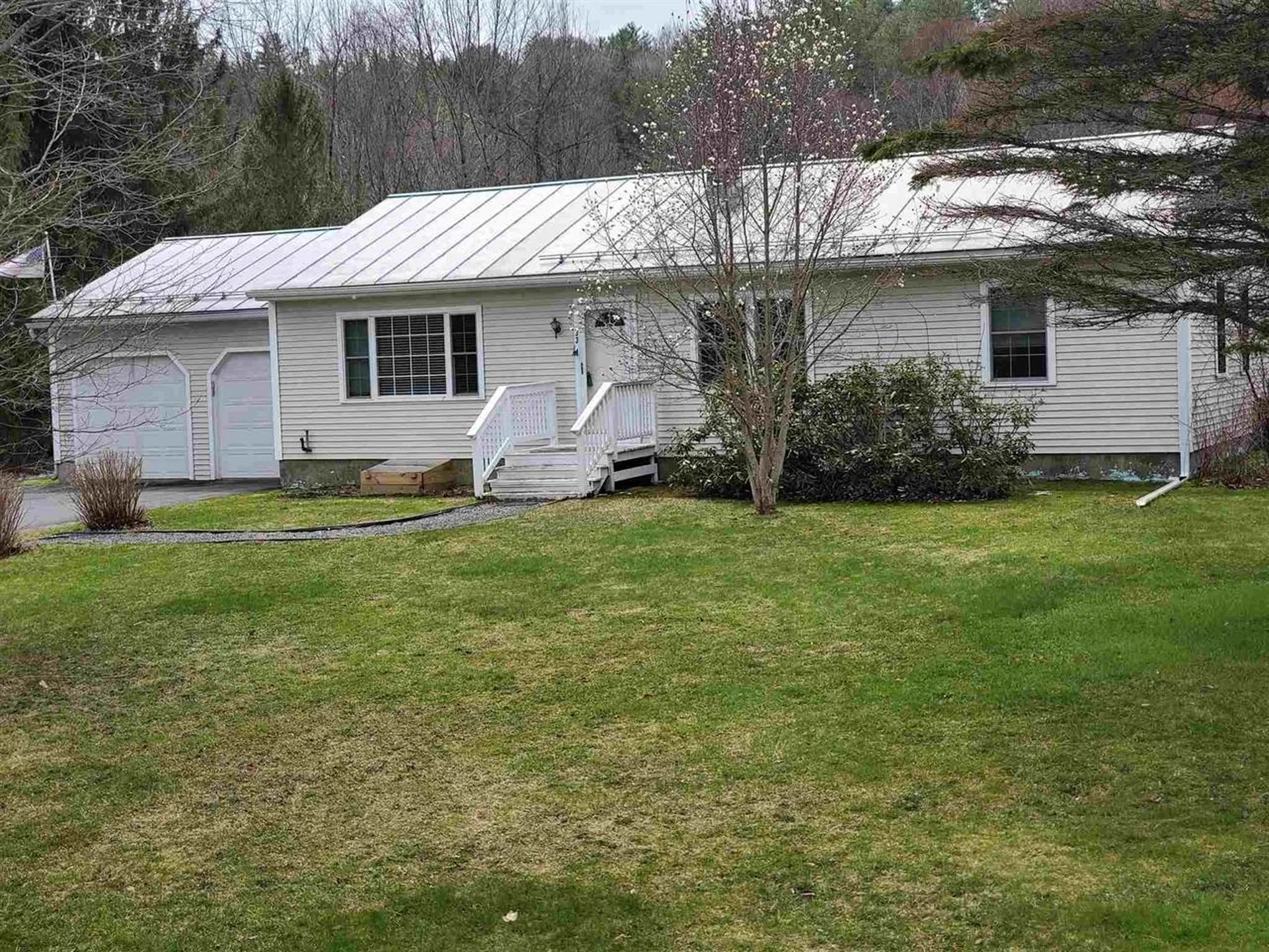 33 Westfield Drive Hartford VT 05001