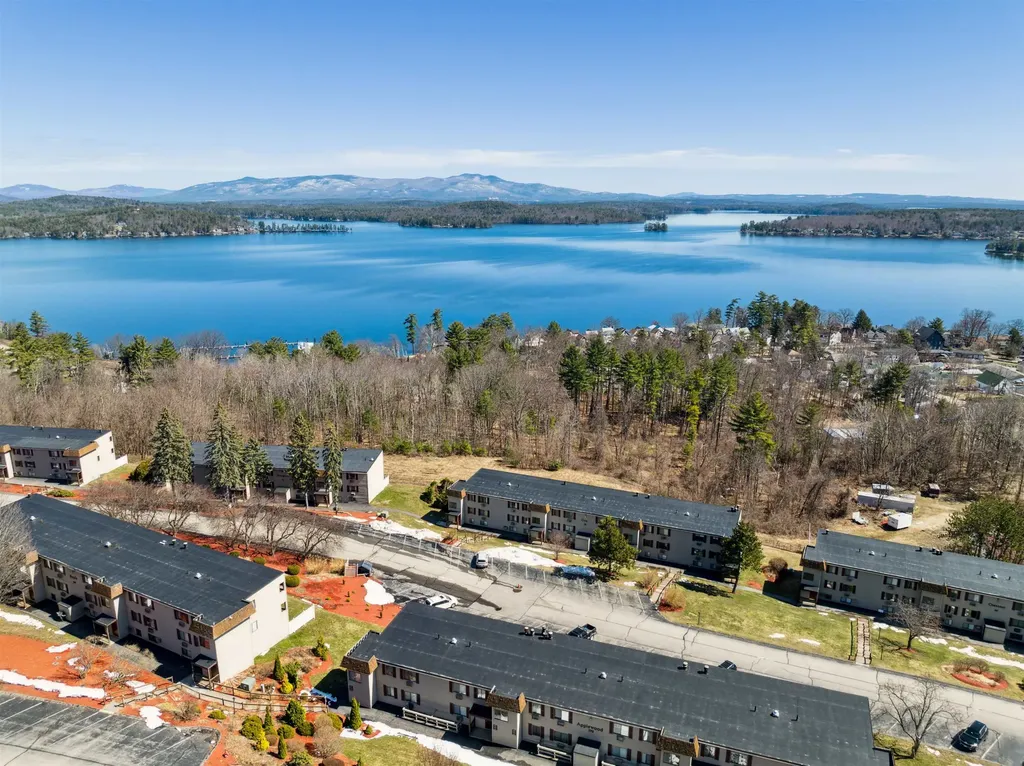 75 Treetop Circle Laconia NH 03246