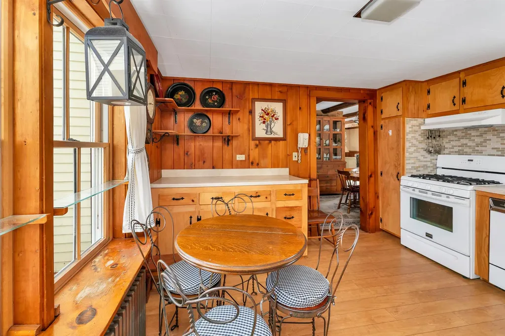 16 Middleton Road Wolfeboro NH 03894