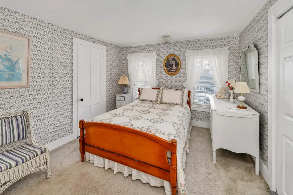 16 Middleton Road Wolfeboro NH 03894