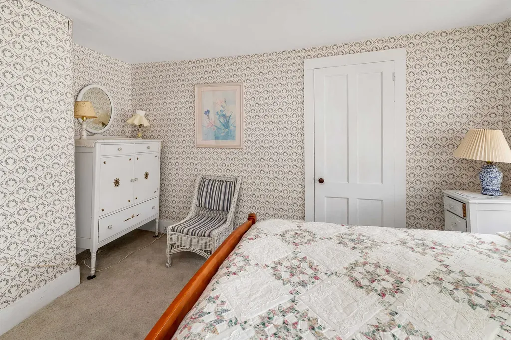 16 Middleton Road Wolfeboro NH 03894