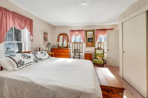 16 Middleton Road Wolfeboro NH 03894