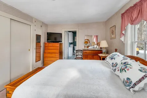 16 Middleton Road Wolfeboro NH 03894