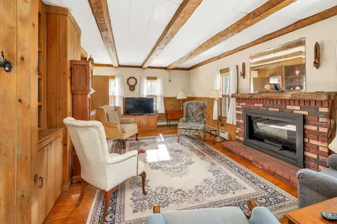 16 Middleton Road Wolfeboro NH 03894