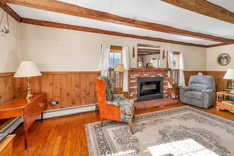 16 Middleton Road Wolfeboro NH 03894