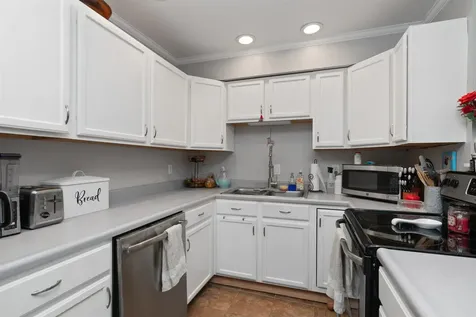 348 Red Oak Drive Colchester VT 05446