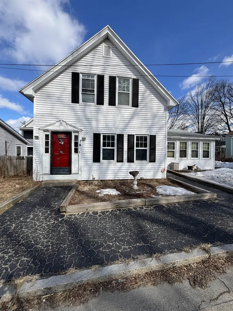 14 Dufort Street Manchester NH 03104-5028