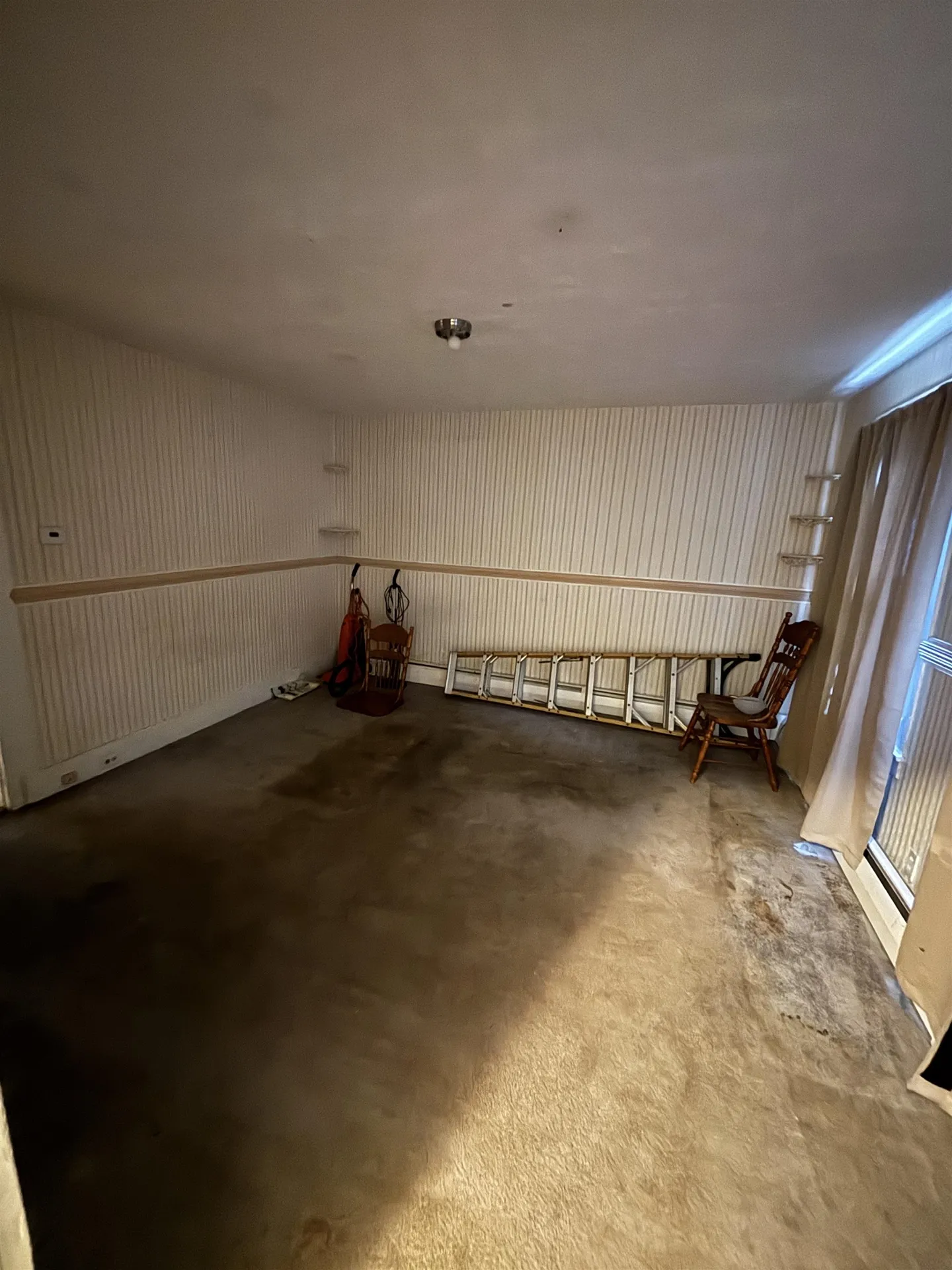 14 Dufort Street Manchester NH 03104-5028