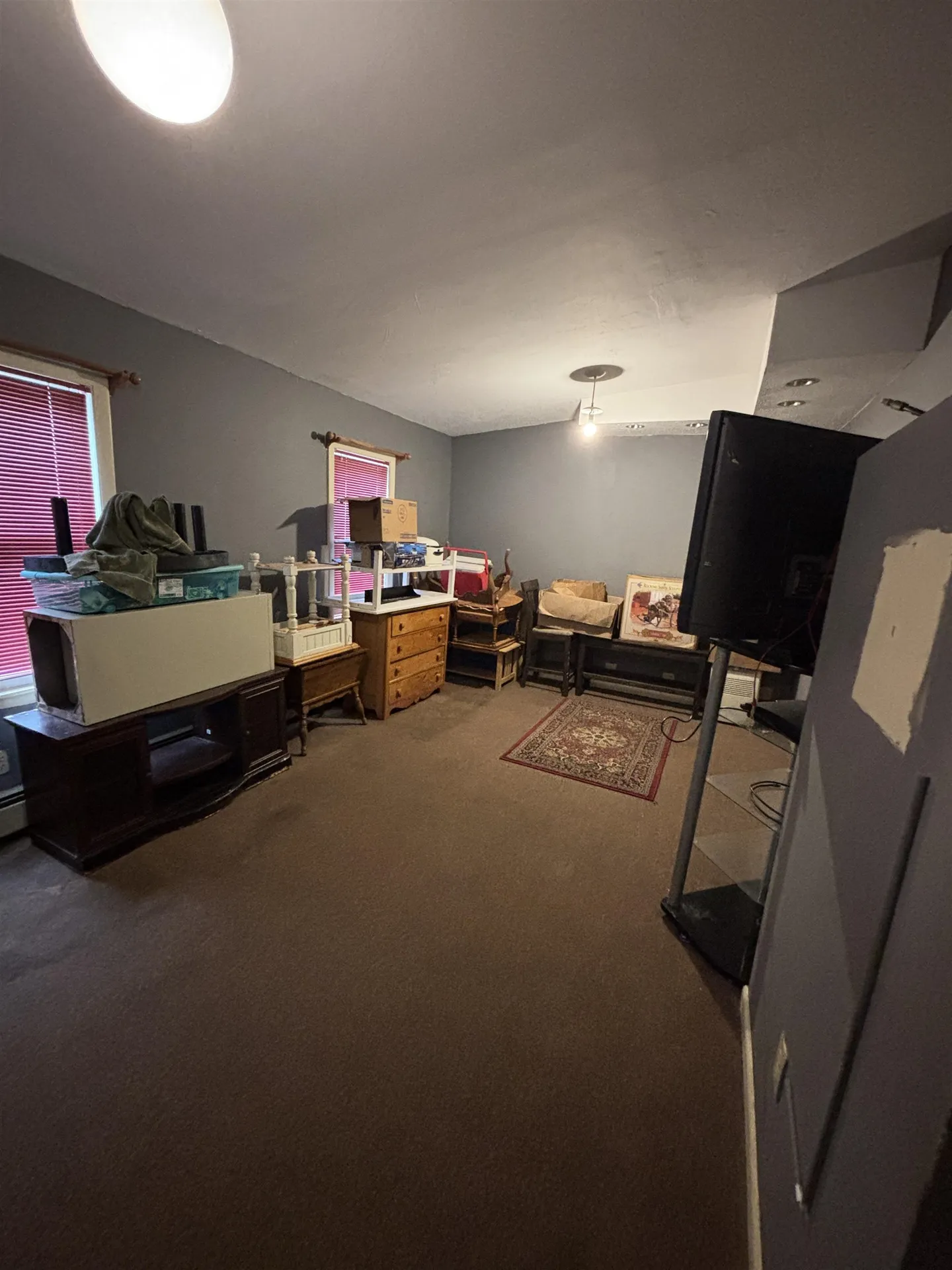 14 Dufort Street Manchester NH 03104-5028