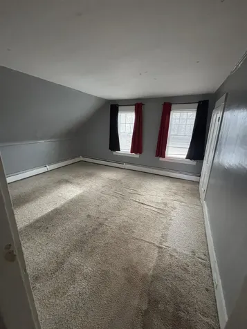 14 Dufort Street Manchester NH 03104-5028